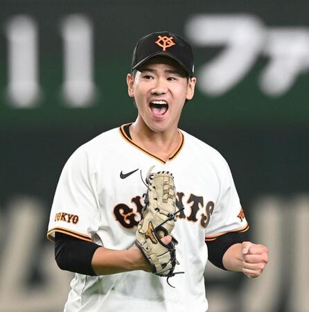 ６回のピンチを切り抜け雄たけびを挙げる井上（撮影・園田高夫）