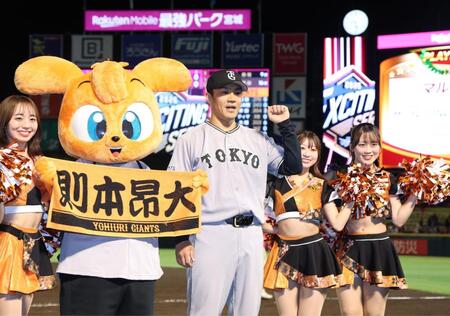 古巣から勝利をあげた則本（撮影・金田祐二）