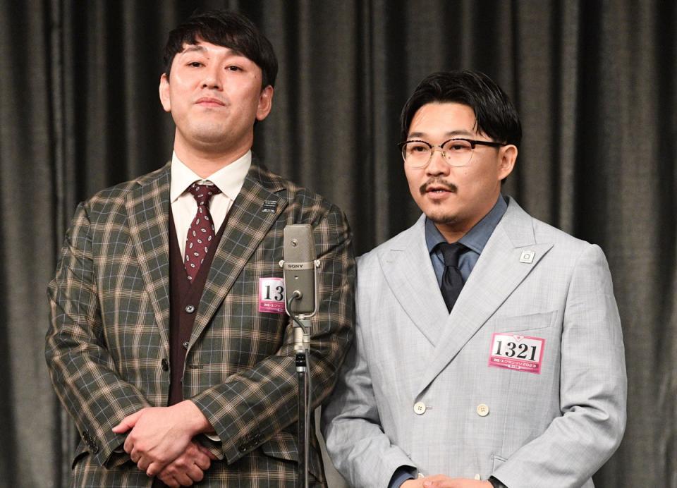 オズワルド・畠中悠（左）と伊藤俊介