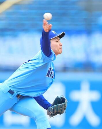 先発し力投する日体大・生盛亜勇太（撮影・石井剣太郎）