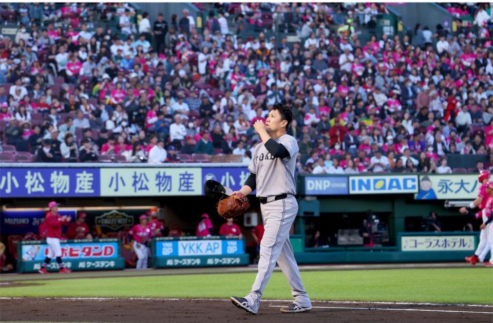 ２回５失点で古巣にＫＯされた田中将（撮影・金田祐二）
