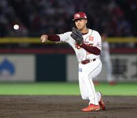 初スタメンのワォーターズ（撮影・金田祐二）