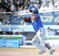 ２回、中越え３ランを放つ牧（撮影・開出牧）