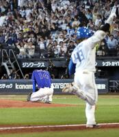 　９回、サヨナラ本塁打を浴びた草加