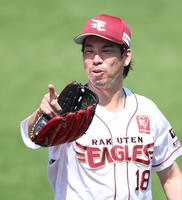 笑顔の前田健（撮影・金田祐二）
