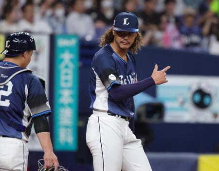 １回、太田の併殺打で三走・西川の生還を許した高橋（撮影・坂部計介）