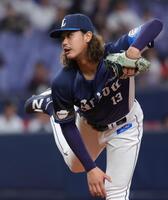 西武先発の高橋（撮影・坂部計介）