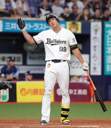 ５回、杉本は見逃しの三振に倒れる（撮影・坂部計介）