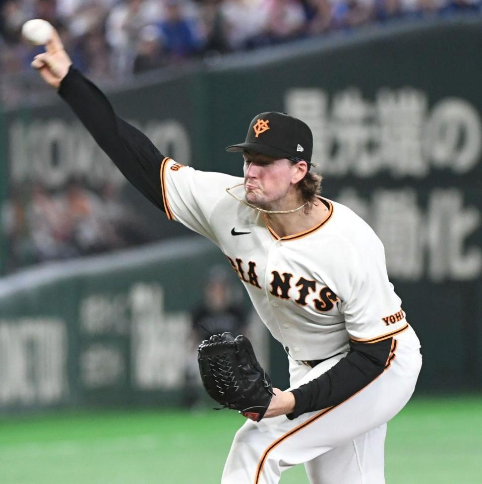 中日打線に立ち向かうウィットリー（撮影・佐藤厚）