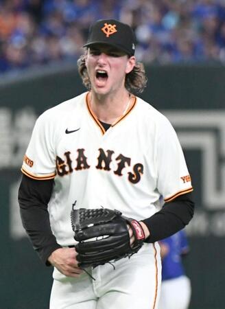 ４回、細川を空振り三振に仕留め、吠えるウィットリー（撮影・佐藤厚）