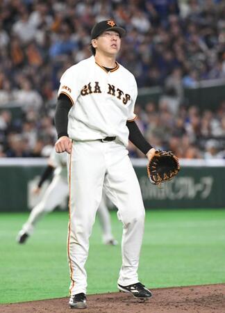 ８回、大勢は細川に右前適時打を打たれる（撮影・佐藤厚）