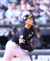 日本ハム戦に先発する前田悠（撮影・中島達哉）