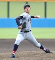 紅白戦に登板した関大・米沢友翔（撮影・伊藤笙子）