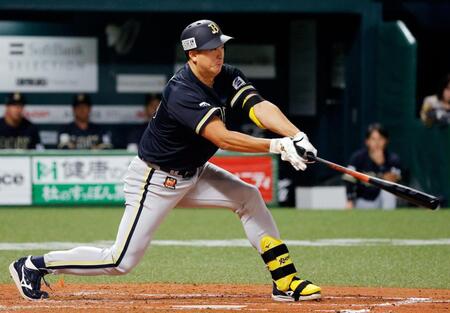 ３回、杉本が左犠飛を放つ
