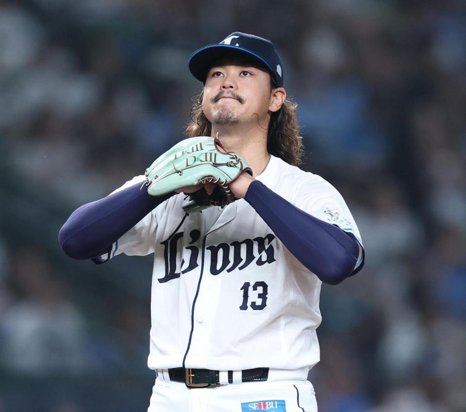 ５回、吉田に勝ち越しソロを浴び厳しい表情の高橋光（撮影・金田祐二）
