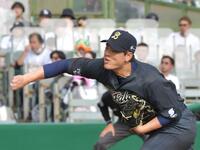 先発で力投する九里（撮影・神子素慎一）