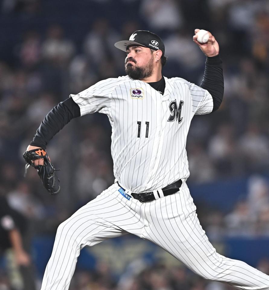 １２回から登板しピシャリと抑えたカスティーヨ（撮影・開出牧）