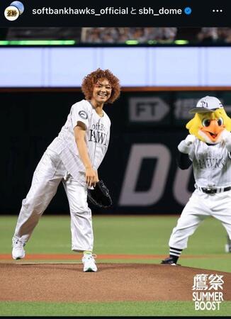 ソフトバンクのインスタグラム（＠ｓｏｆｔｂａｎｋｈａｗｋｓ＿ｏｆｆｉｃｉａｌ）より