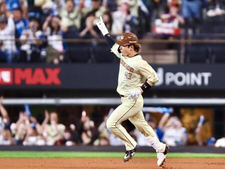 １回、２者連続本塁打を放つ水野（撮影・中島達哉）