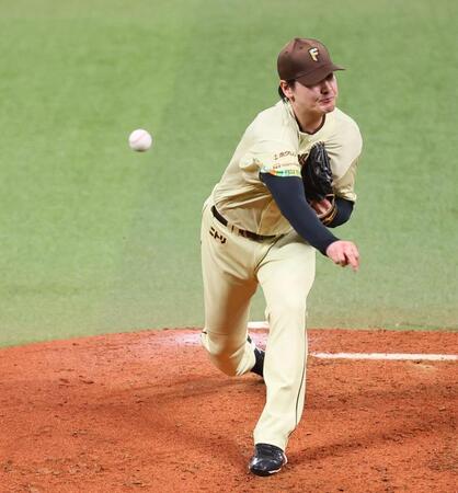 ４回、力投する有原（撮影・中島達哉）