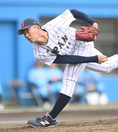 力投する侍ジャパン大学代表・鈴木泰成（撮影・開出牧）