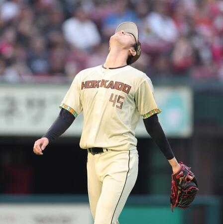 １回、先制されがっくりの福島（撮影・金田祐二）