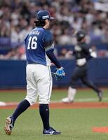 ２回、太田（奥）に先制本塁打を浴びた隅田