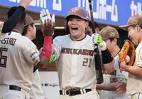 巨人 岡本和真が4億2000万円でサイン 1・5億増に「めちゃくちゃ