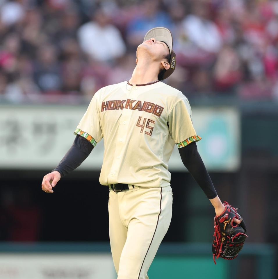 １回、先制されがっくりの福島（撮影・金田祐二）