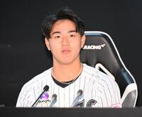 ファン投票で球宴出場が決まり抱負を語る西川（撮影・開出牧）