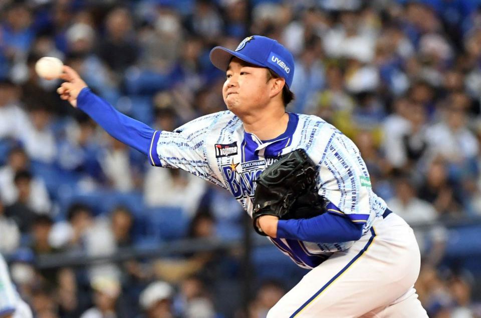 中日打線に立ち向かう石田裕（撮影・佐藤厚）