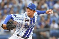 中日打線に立ち向かう東（撮影・佐藤厚）