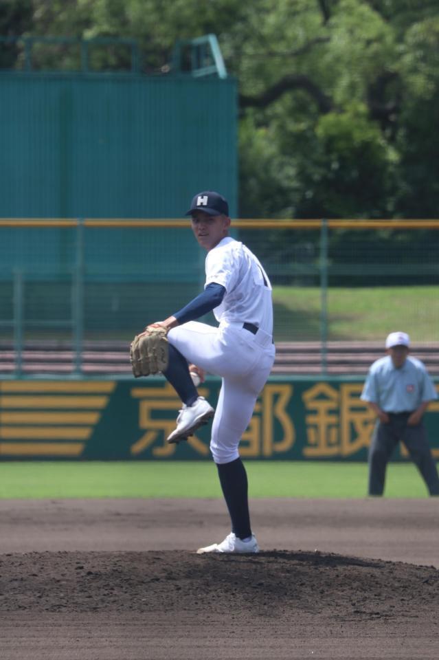 龍谷大平安・川島謙心投手