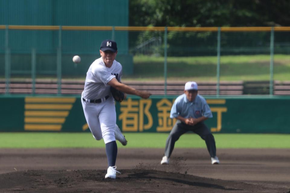 龍谷大平安・中元天翔投手