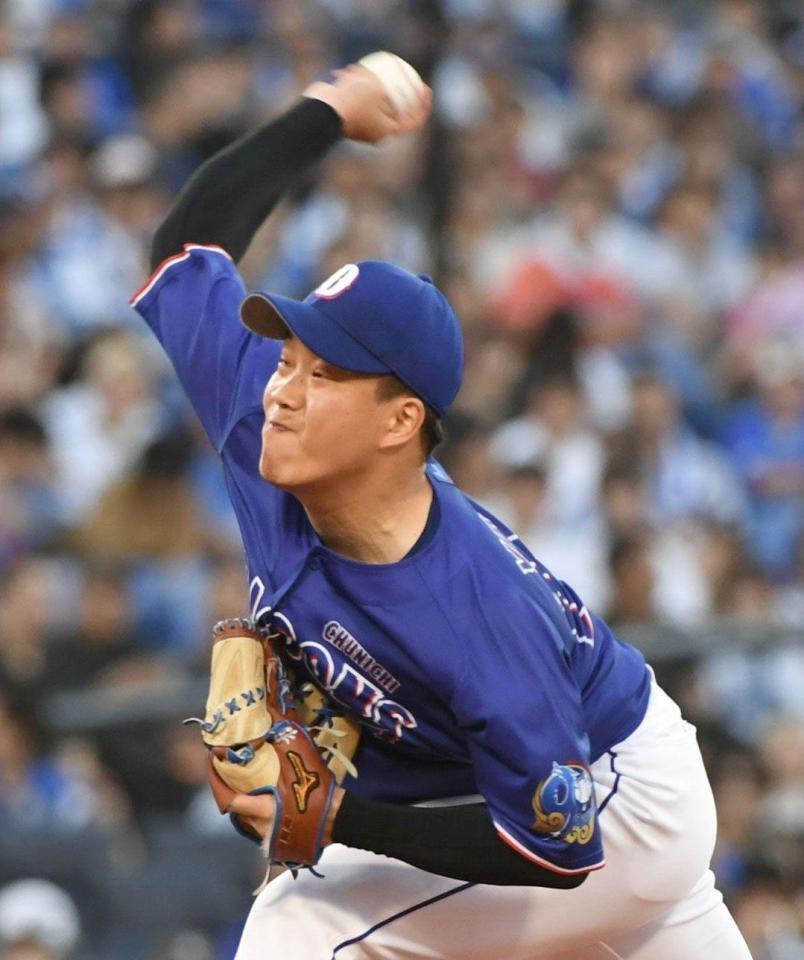 ＤｅＮＡ打線に立ち向かう柳（撮影・佐藤厚）