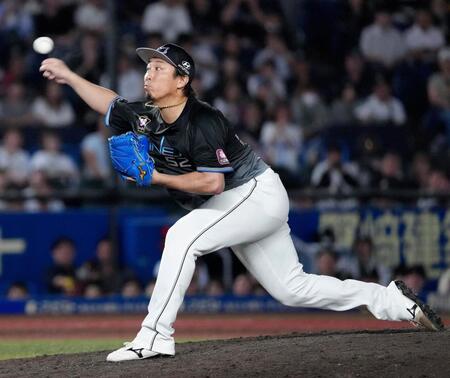 ９回途中に登板し、今季初セーブを挙げ通算２４９セーブとしたロッテ・益田