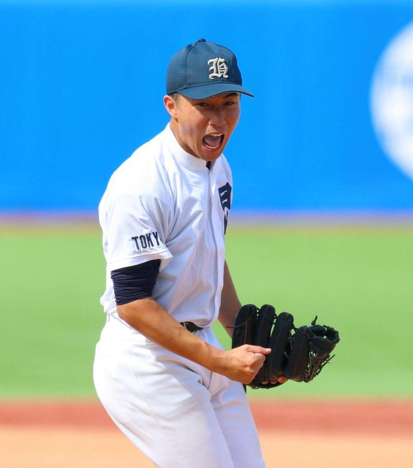 １回を投げ終え吠える日比谷・松井佑樹（撮影・石井剣太郎）