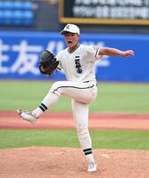 先発した二松学舎大付・川島連十（撮影・堀内翔）