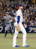 １回、佐藤（奥）に２者連続となる本塁打を浴びたマラー