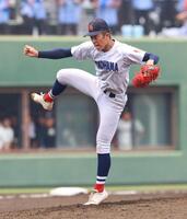 力投する横浜・織田翔希（撮影・石井剣太郎）