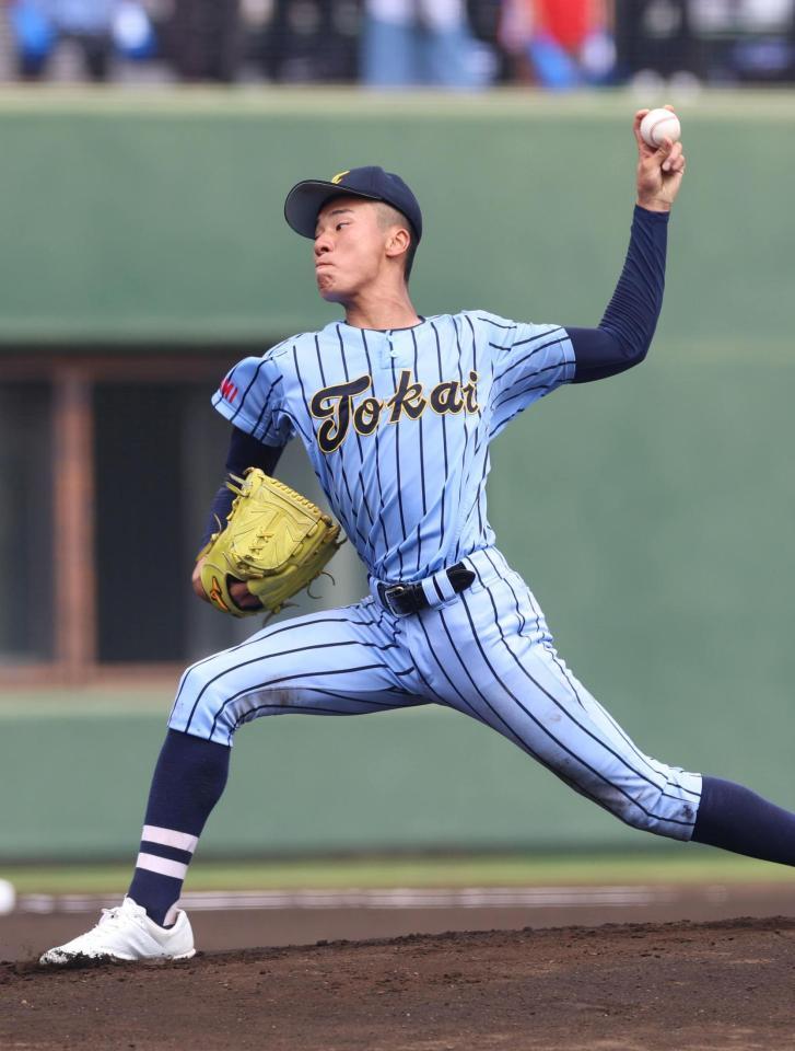 先発し力投する東海大相模・吉永颯大（撮影・石井剣太郎）