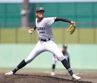 １回、力投する先発投手の大阪立命館・勝田海斗（撮影・中田匡峻）