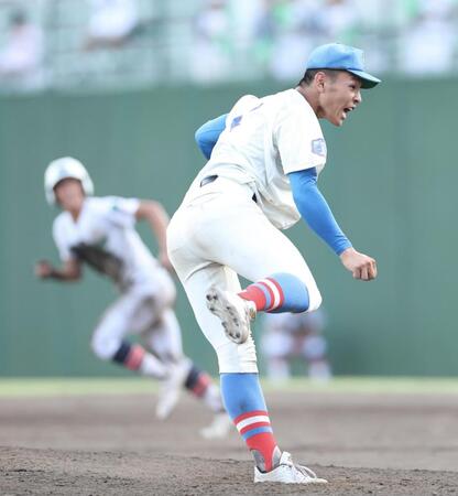 武蔵越生相手に力投する花咲徳栄・黒川凌大（撮影・伊藤笙子）