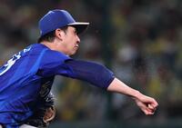 先発し、力投する平良（撮影・田中太一）