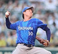 先発し、投げ込む篠木（撮影・田中太一）