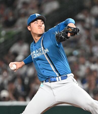９回、４番手でマウンドに上がる柴田