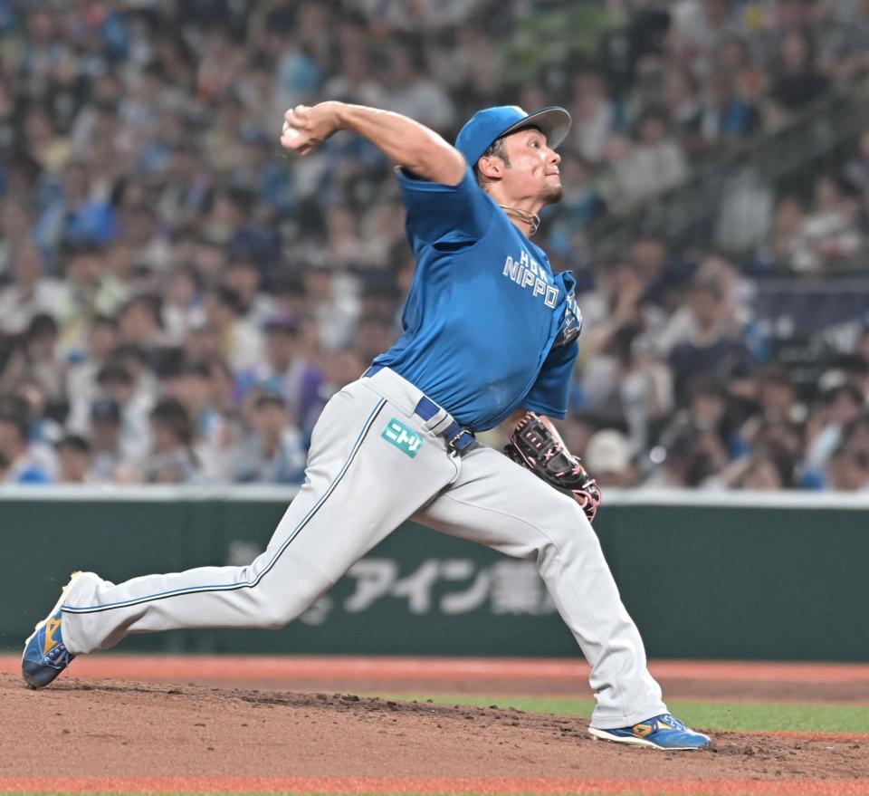 好投する伊藤（撮影・持木克友）