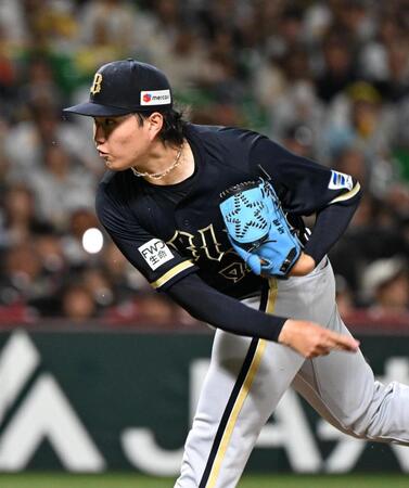先発し力投する山口