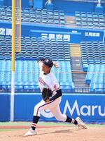 この日先発ピッチャーの目黒日大・片平達丈