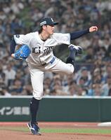 力投する隅田（撮影・持木克友）